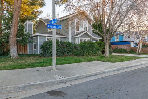 A home in Quartz Hill