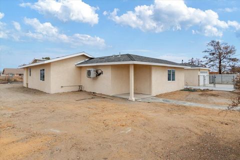 A home in Rosamond