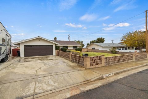 A home in Mojave