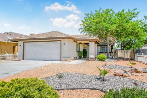 Single Family Residence in Rosamond CA 3456 Citrine Lane.jpg