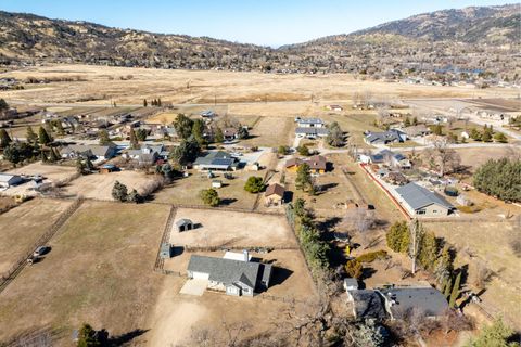 A home in Tehachapi