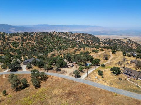 A home in Tehachapi