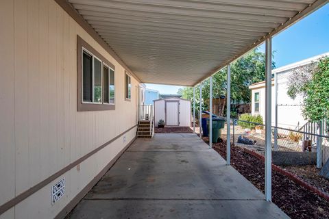 Mobile Home in Rosamond CA 2105 Windflow Drive 19.jpg