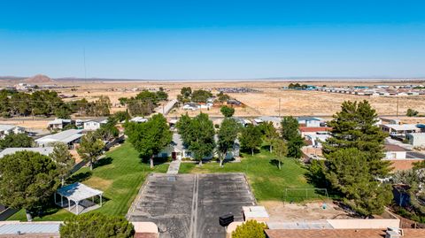 Mobile Home in Rosamond CA 2105 Windflow Drive 30.jpg