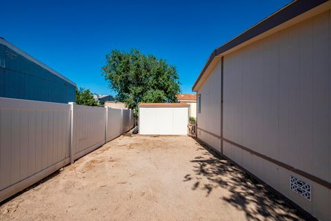 Mobile Home in Rosamond CA 2105 Windflow Drive 25.jpg