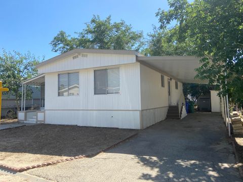 Mobile Home in Lancaster CA 45800 Challenger Way.jpg