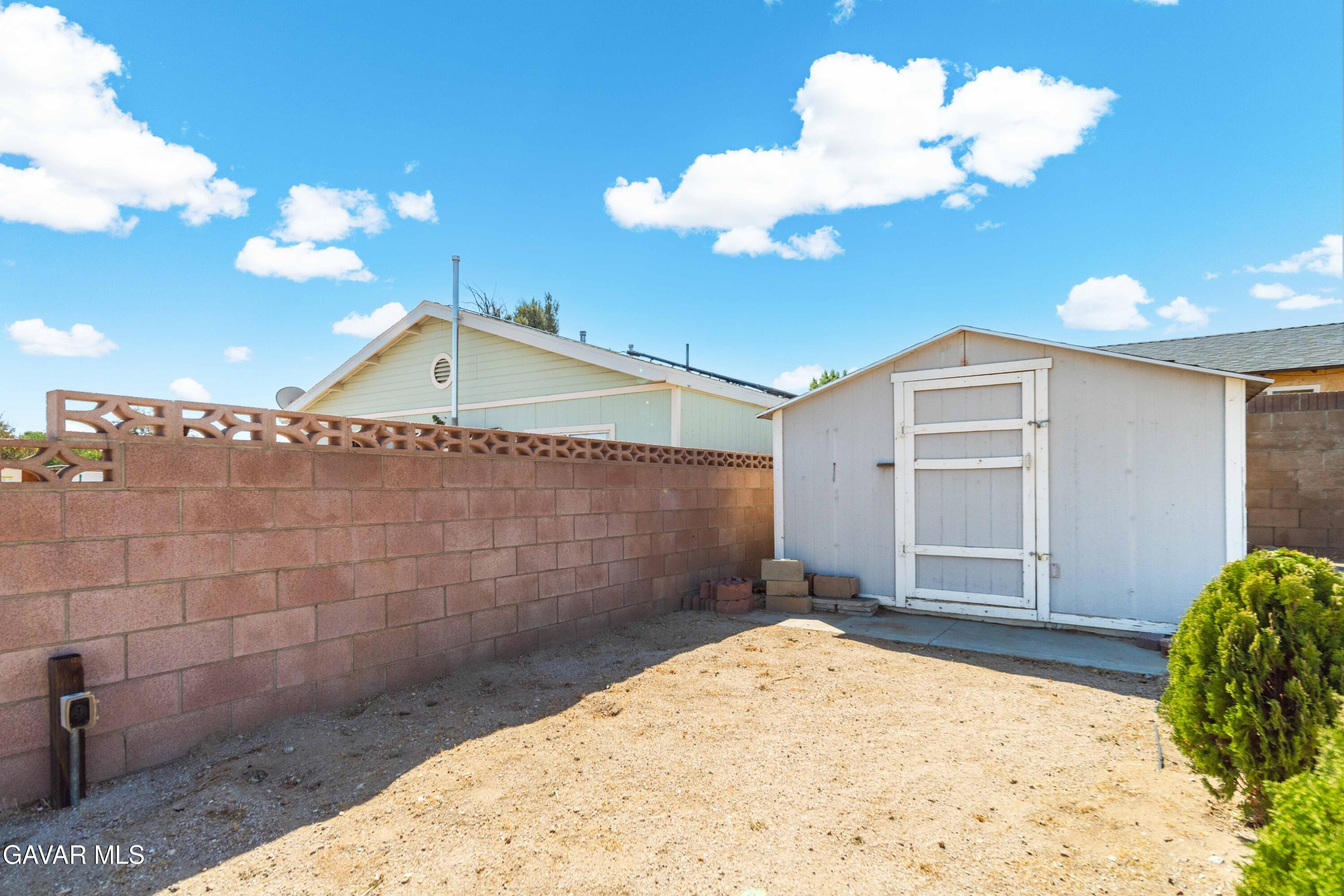 Lancaster, California 93536, United States, 2 Bedrooms Bedrooms, ,1 BathroomBathrooms,Residential,Active,210072