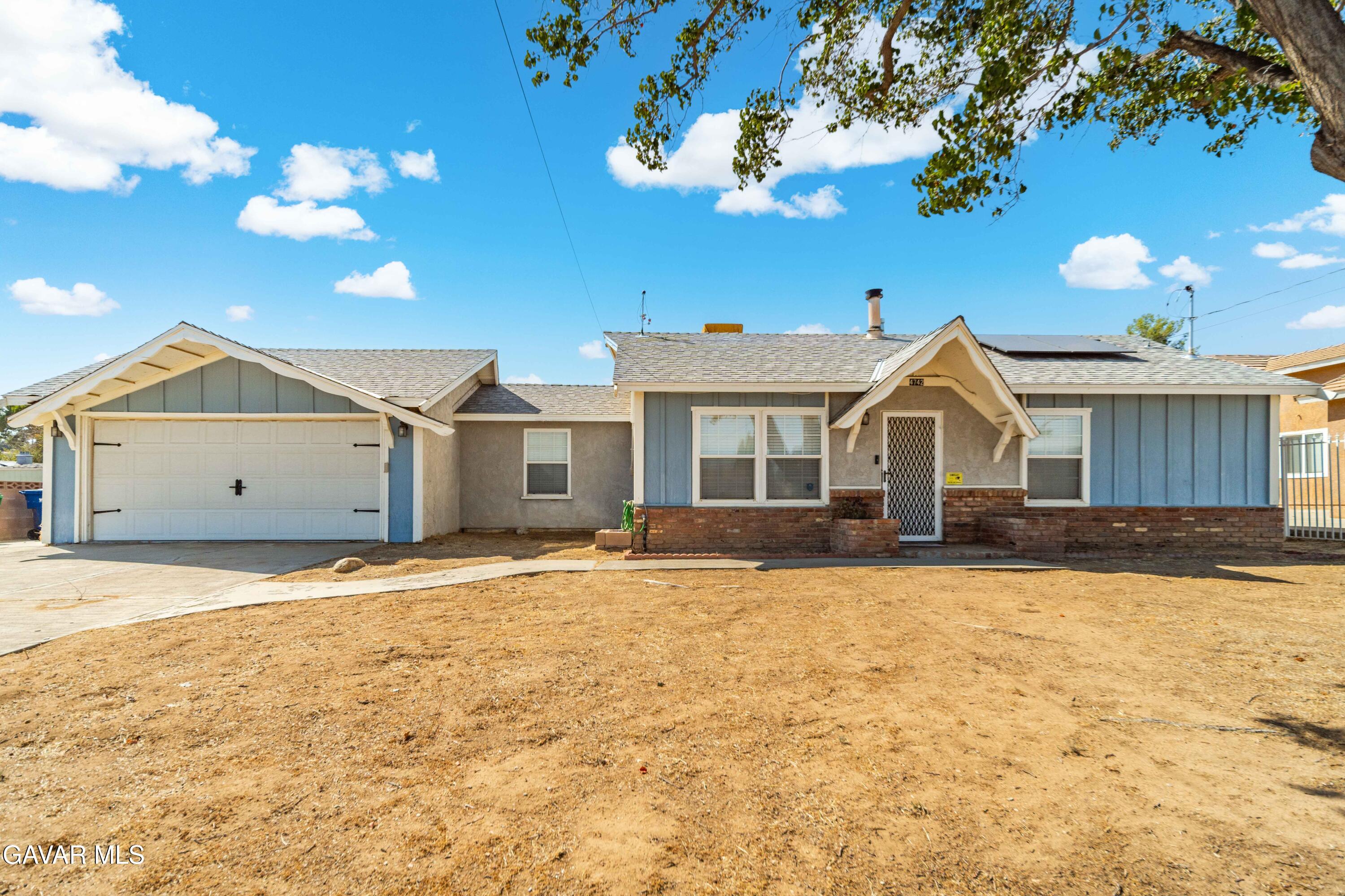 Lancaster, California 93536, United States, 2 Bedrooms Bedrooms, ,1 BathroomBathrooms,Residential,Active,210072