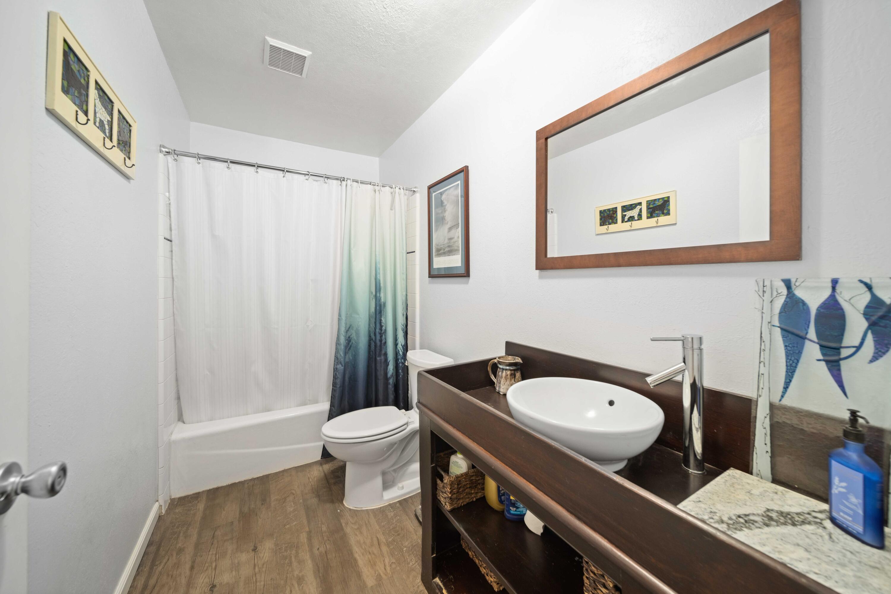 Quartz Hill, California 93536, United States, 4 Bedrooms Bedrooms, ,2 BathroomsBathrooms,Residential,Active,139843