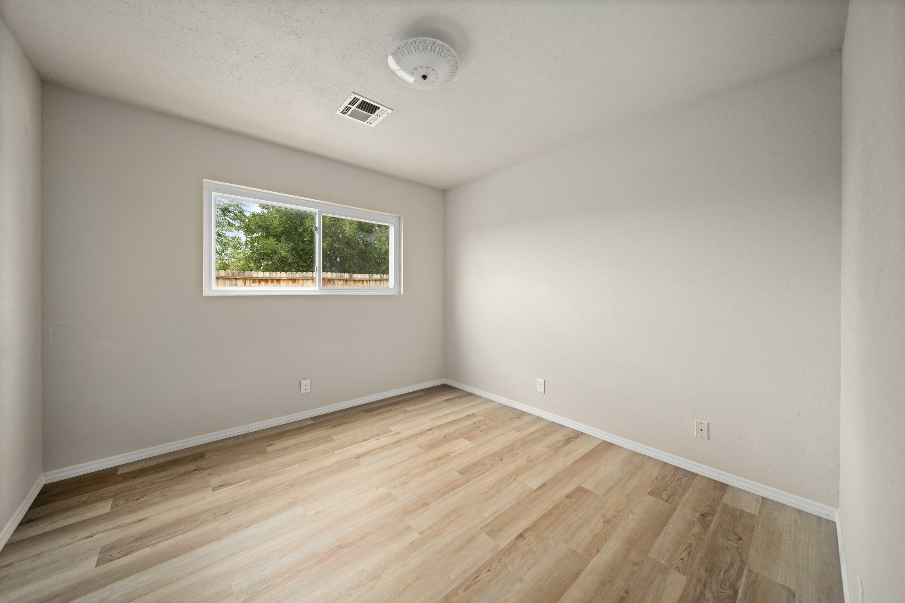 Quartz Hill, California 93536, United States, 4 Bedrooms Bedrooms, ,2 BathroomsBathrooms,Residential,Active,139843