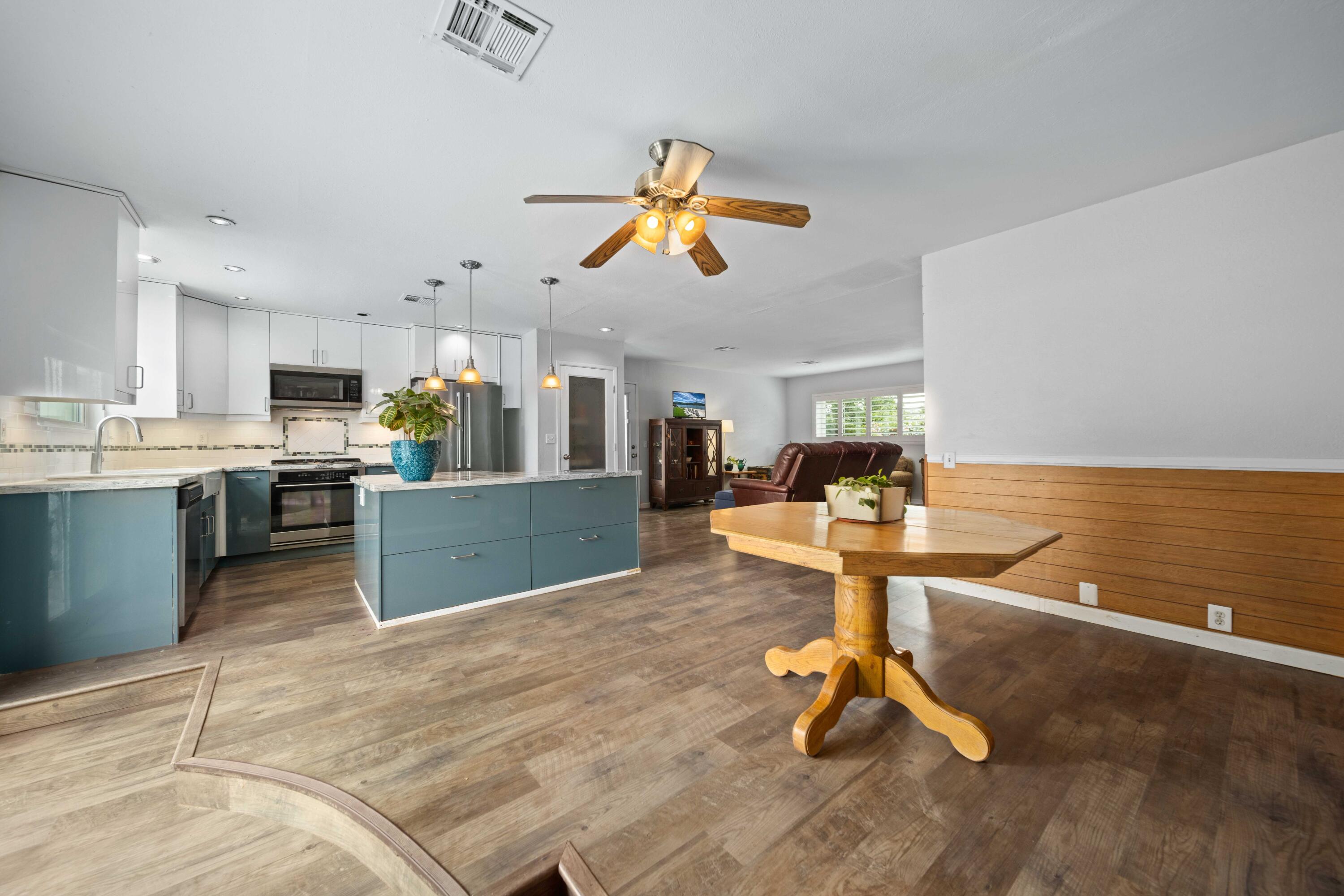 Quartz Hill, California 93536, United States, 4 Bedrooms Bedrooms, ,2 BathroomsBathrooms,Residential,Active,139843