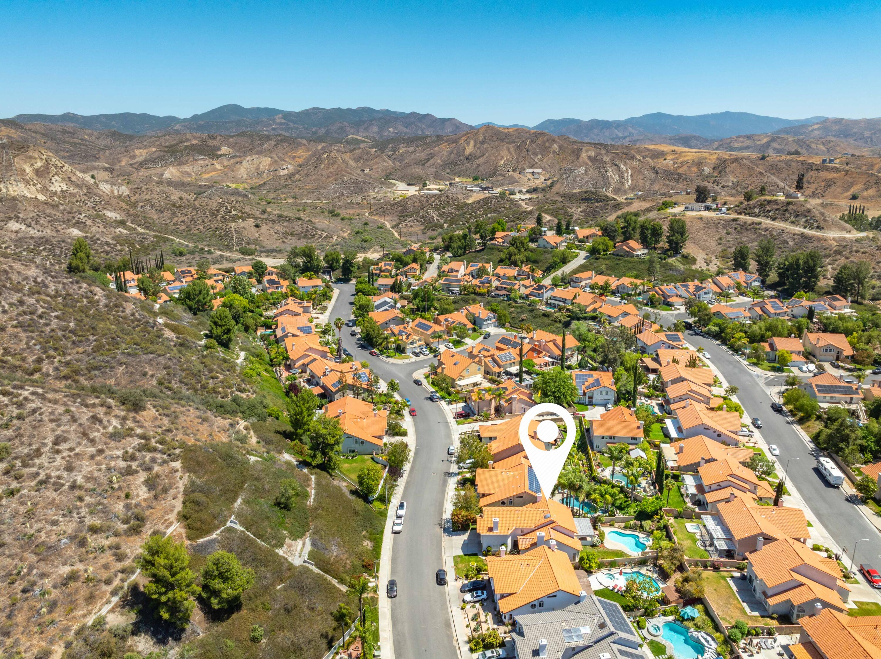 Santa Clarita, California 91390, United States, 4 Bedrooms Bedrooms, ,3 BathroomsBathrooms,Residential,Active,142971