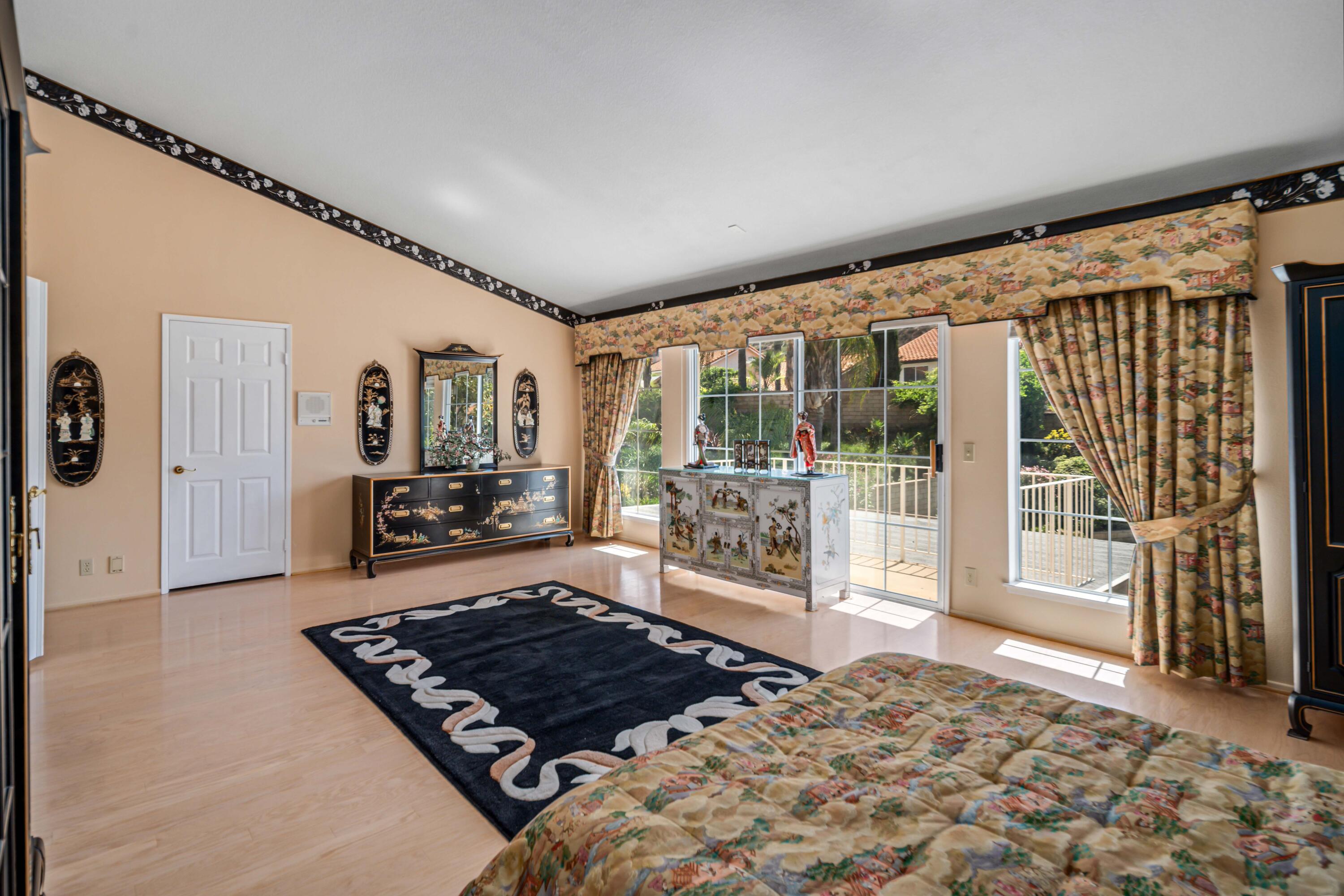 Santa Clarita, California 91390, United States, 4 Bedrooms Bedrooms, ,3 BathroomsBathrooms,Residential,Active,142971