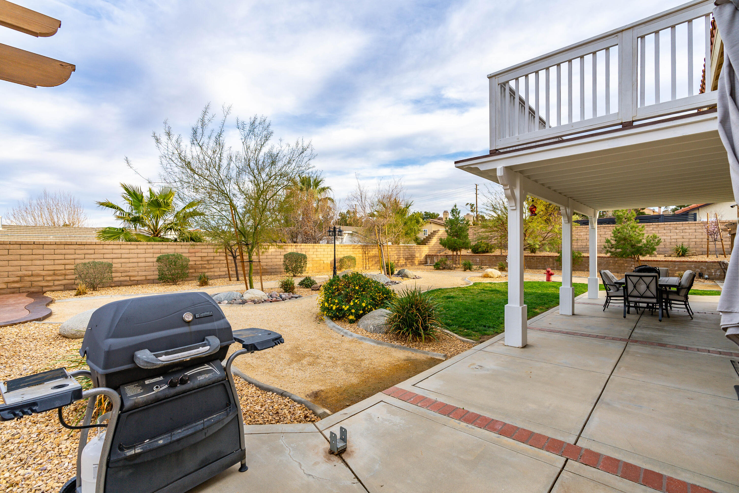 Palmdale, California 93551, United States, 5 Bedrooms Bedrooms, ,3 BathroomsBathrooms,Residential,Active,81884