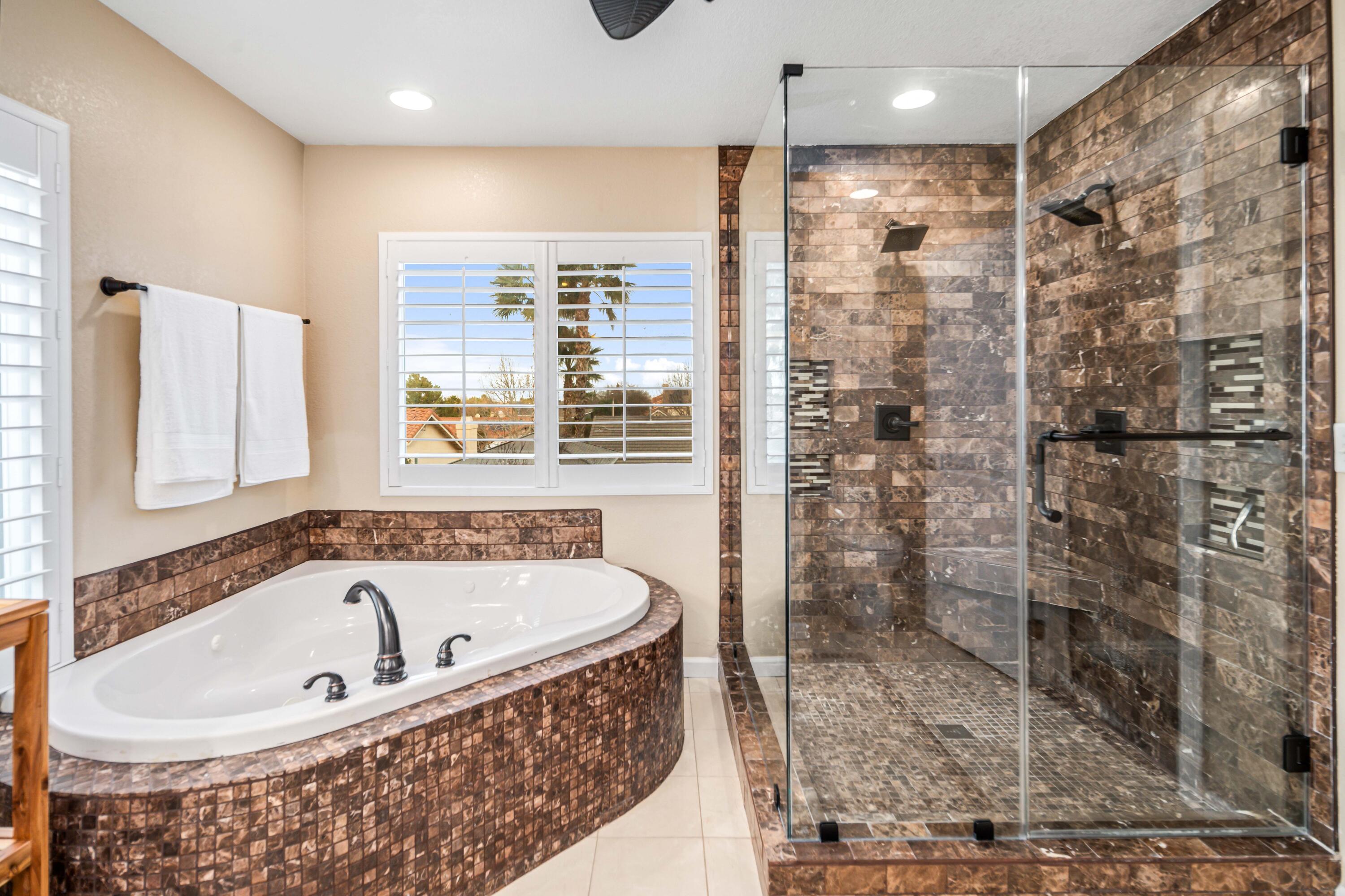 Palmdale, California 93551, United States, 5 Bedrooms Bedrooms, ,3 BathroomsBathrooms,Residential,Active,81884