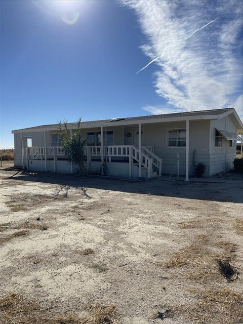 A home in Rosamond