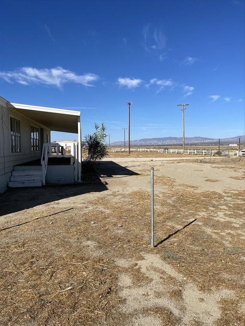 A home in Rosamond