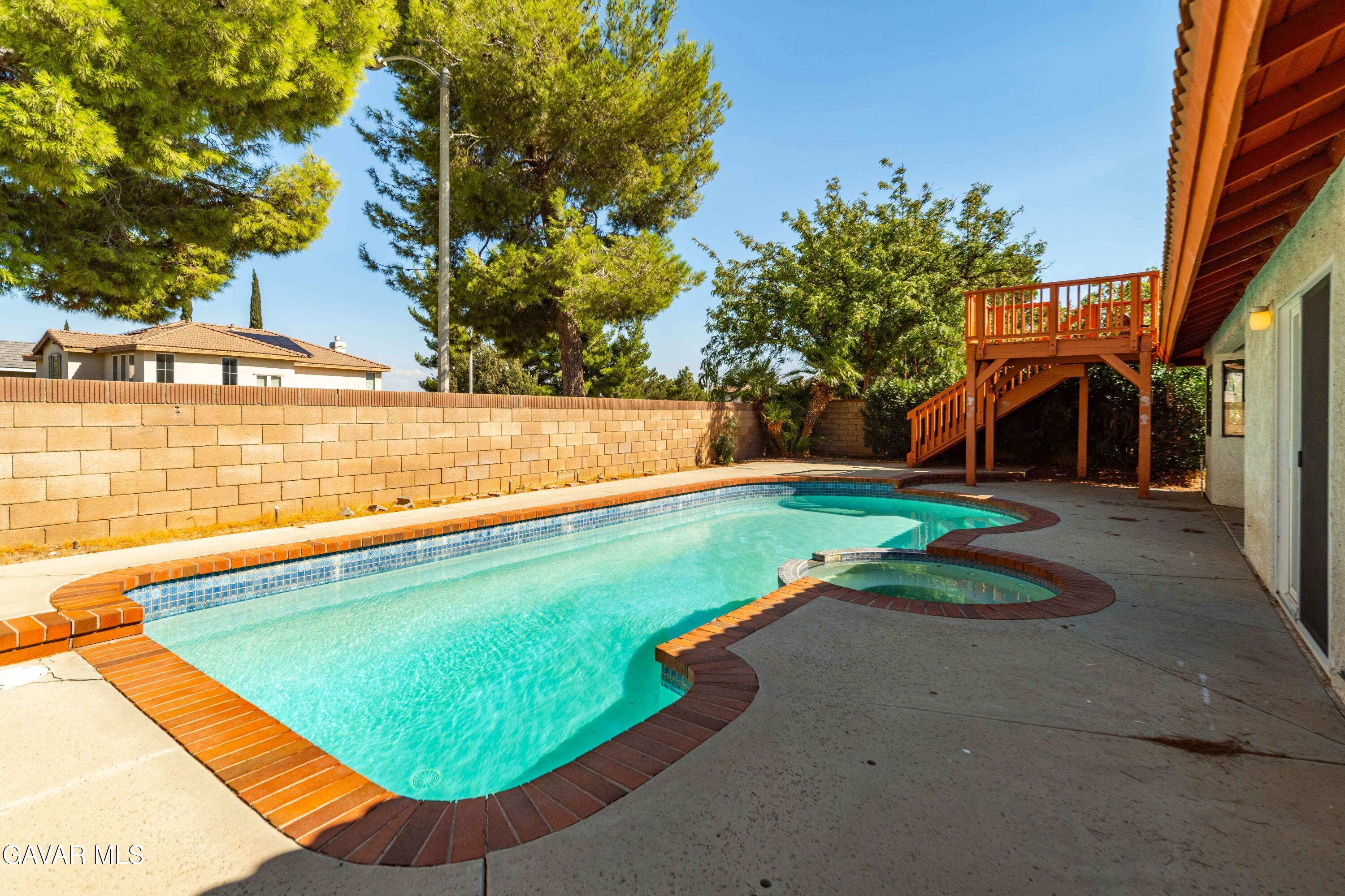 Palmdale, California 93551, United States, 4 Bedrooms Bedrooms, ,2 BathroomsBathrooms,Residential,Active,208990