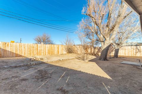 A home in Mojave