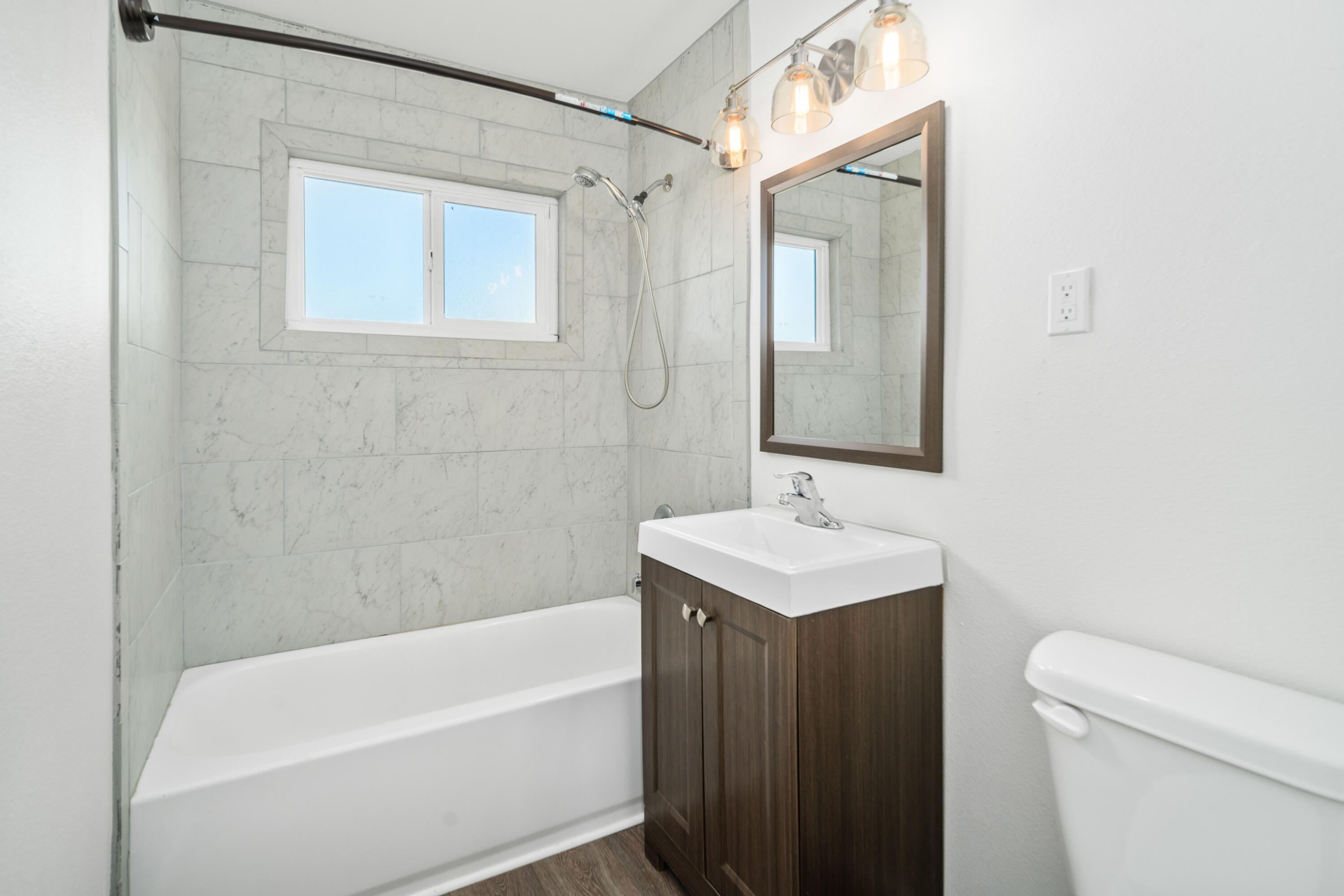 Mojave, California 93501, United States, 3 Bedrooms Bedrooms, ,1 BathroomBathrooms,Residential,Pending,20489