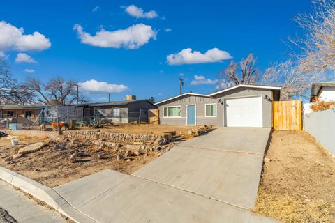 A home in Mojave