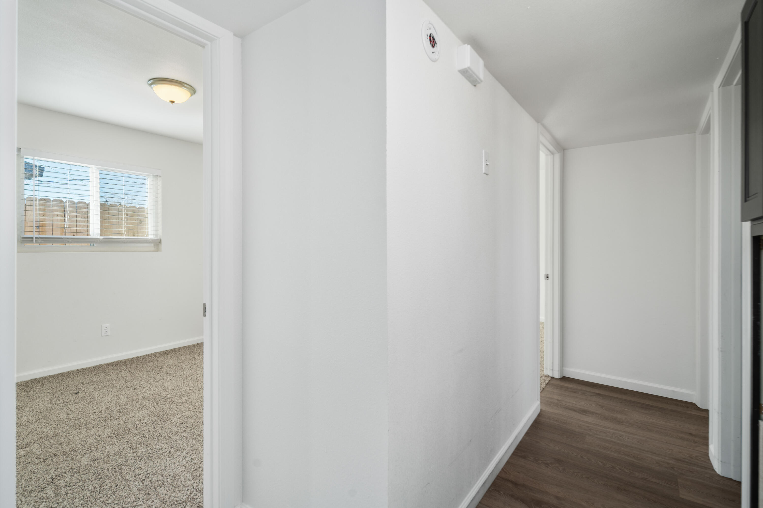 Mojave, California 93501, United States, 3 Bedrooms Bedrooms, ,1 BathroomBathrooms,Residential,Pending,20489