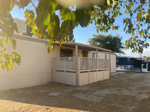 A home in Rosamond