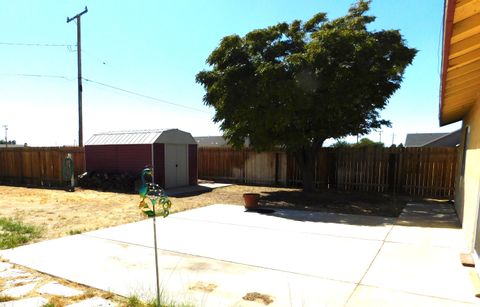 A home in California City