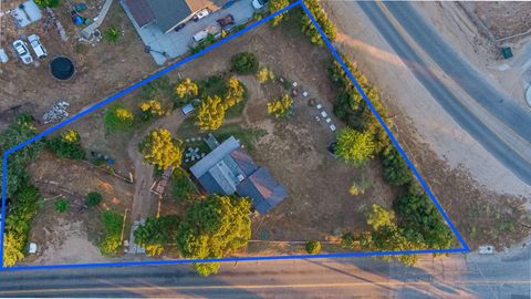 A home in Quartz Hill