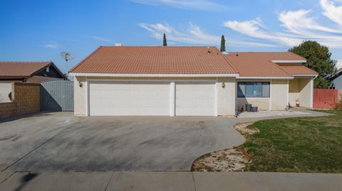 A home in Quartz Hill