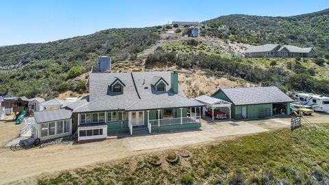 A home in Leona Valley