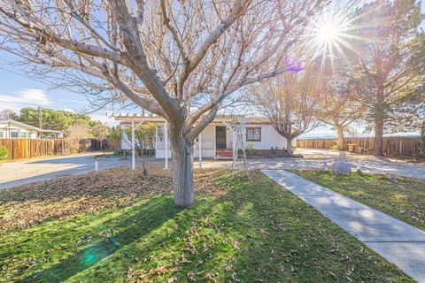 A home in Rosamond