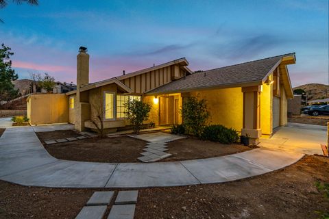 A home in Santa Clarita