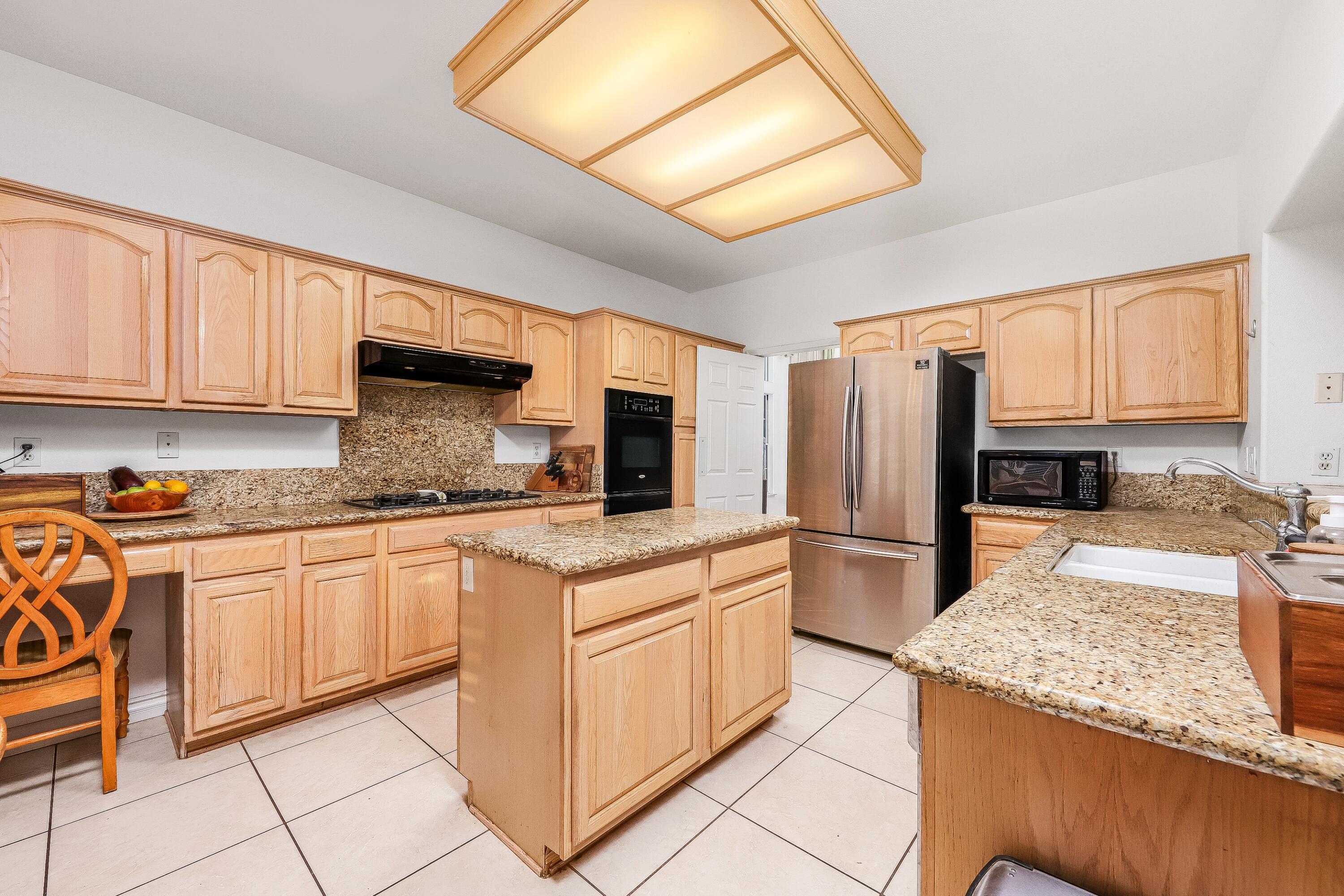 Lancaster, California 93536, United States, 3 Bedrooms Bedrooms, ,2 BathroomsBathrooms,Residential,Active,121661