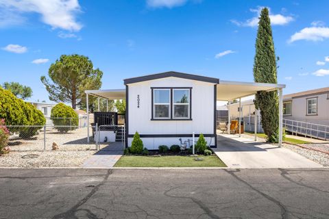 Mobile Home in Rosamond CA 2024 Westerly Drive.jpg
