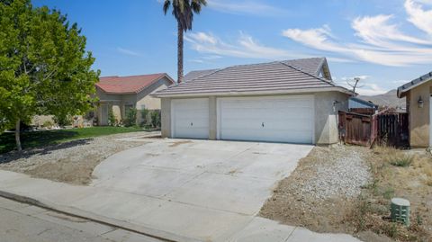 Single Family Residence in Rosamond CA 2701 Cold Creek Avenue 1.jpg