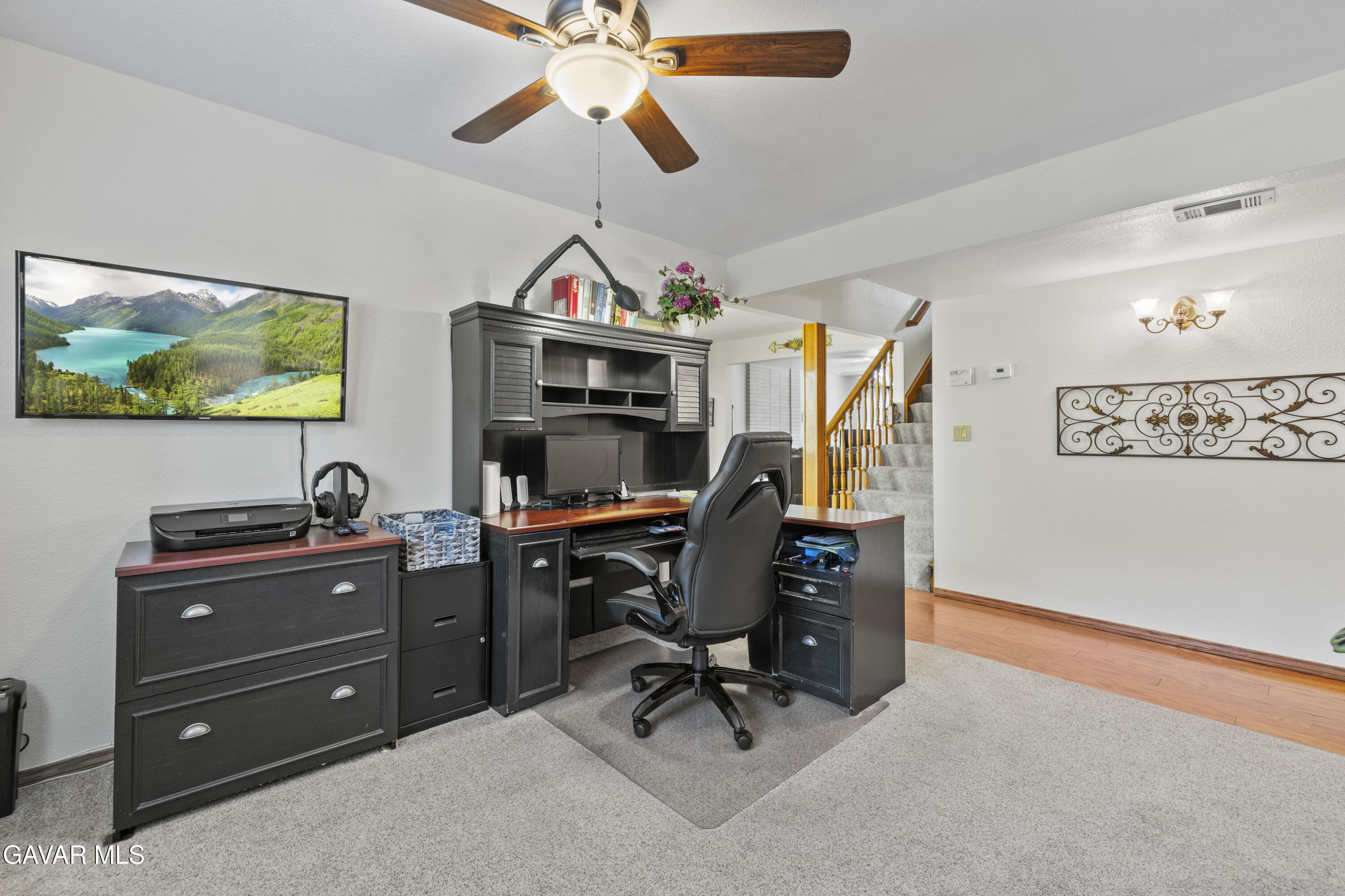 Lancaster, California 93536, United States, 4 Bedrooms Bedrooms, ,3 BathroomsBathrooms,Residential,Pending,160126