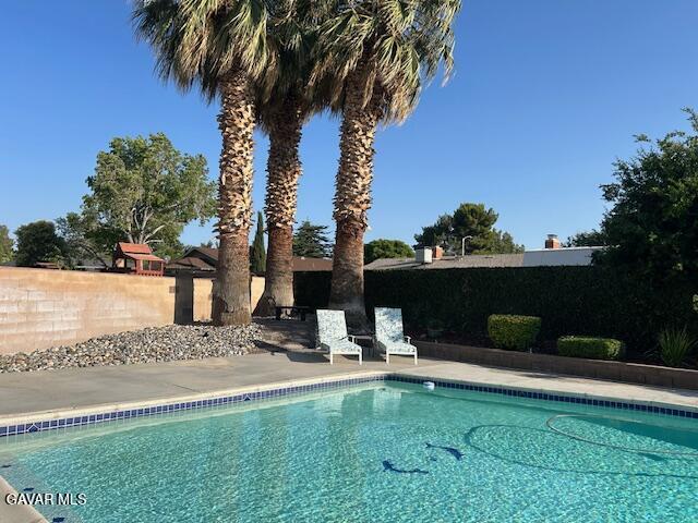 Lancaster, California 93536, United States, 4 Bedrooms Bedrooms, ,3 BathroomsBathrooms,Residential,Pending,160126