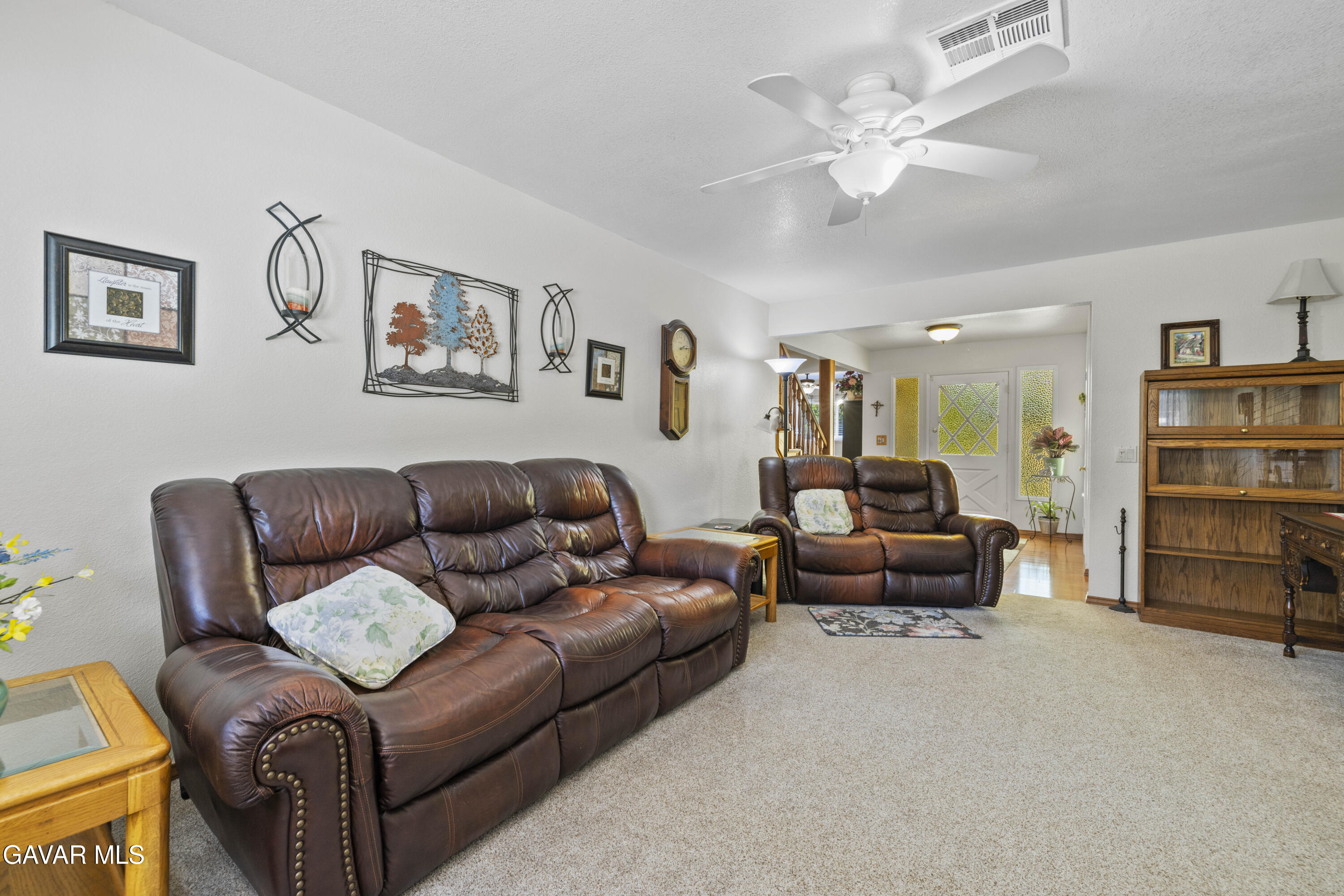 Lancaster, California 93536, United States, 4 Bedrooms Bedrooms, ,3 BathroomsBathrooms,Residential,Pending,160126