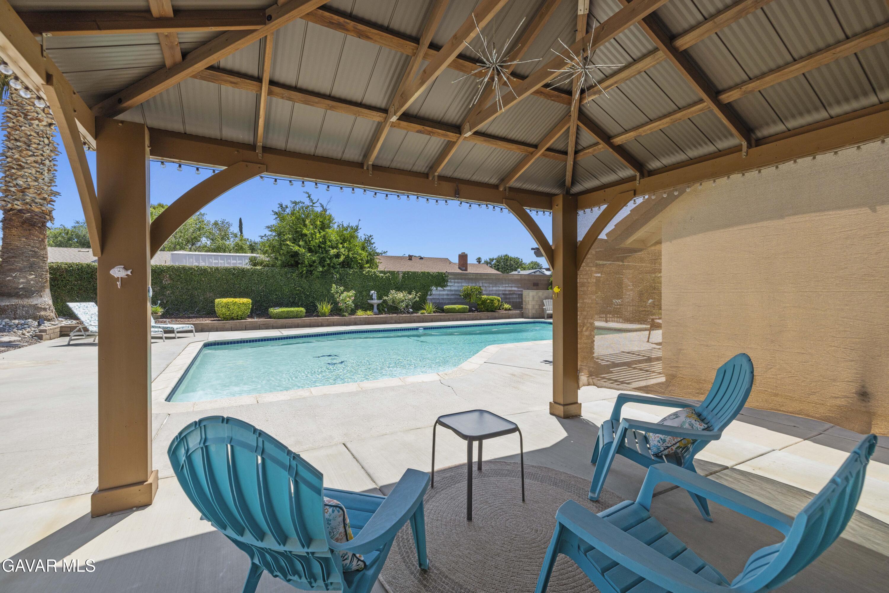 Lancaster, California 93536, United States, 4 Bedrooms Bedrooms, ,3 BathroomsBathrooms,Residential,Pending,160126