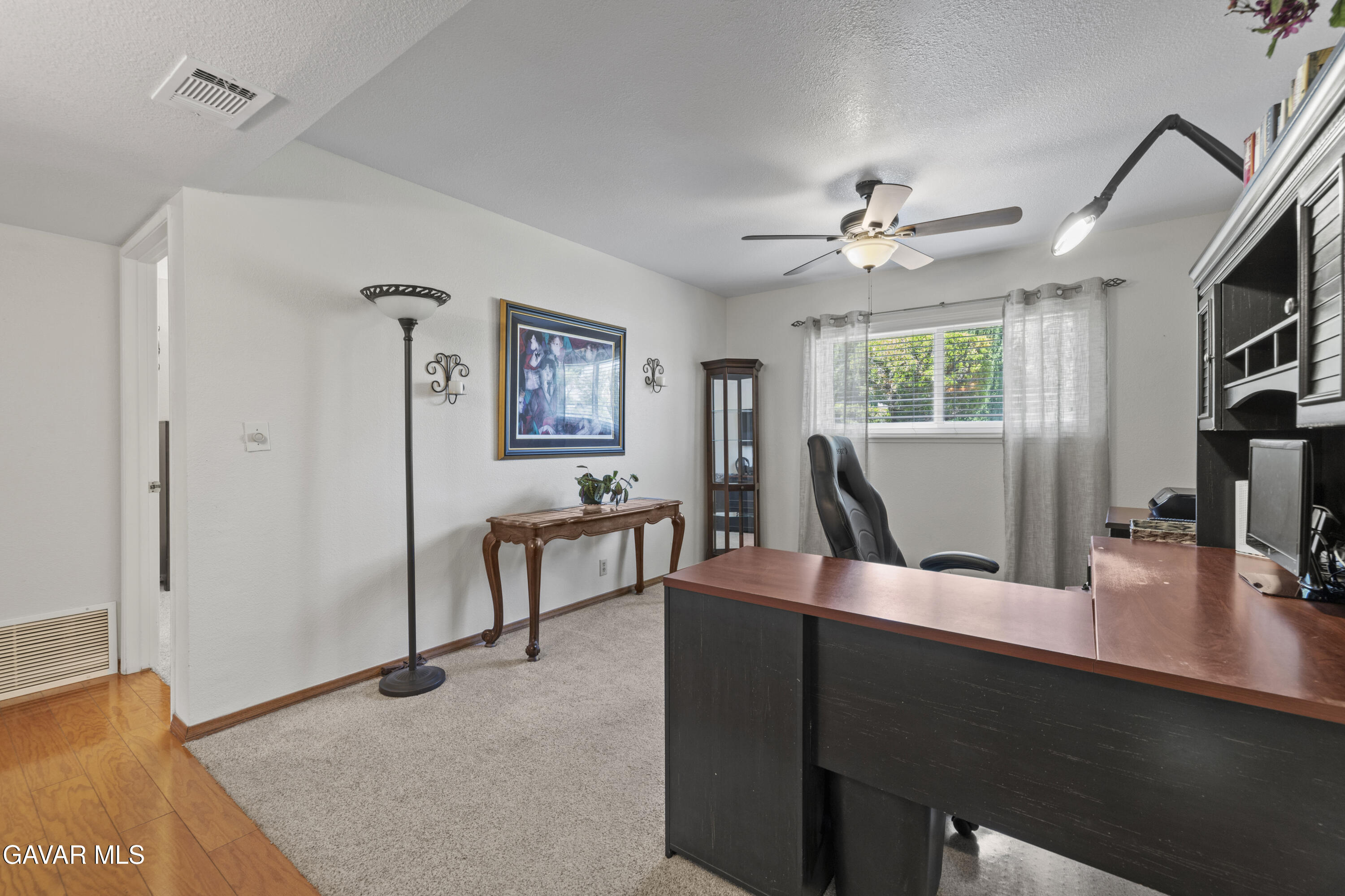 Lancaster, California 93536, United States, 4 Bedrooms Bedrooms, ,3 BathroomsBathrooms,Residential,Pending,160126