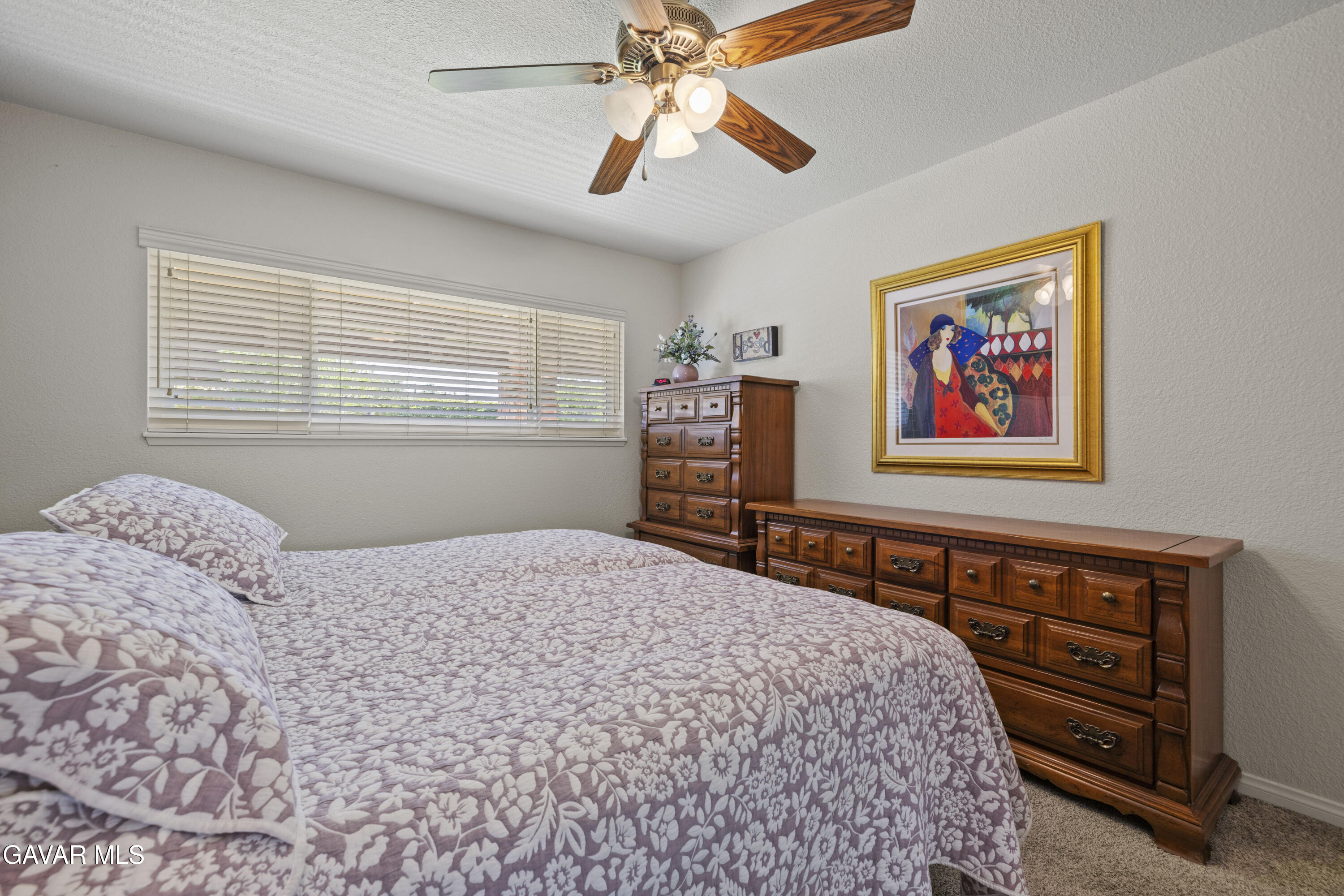 Lancaster, California 93536, United States, 4 Bedrooms Bedrooms, ,3 BathroomsBathrooms,Residential,Pending,160126