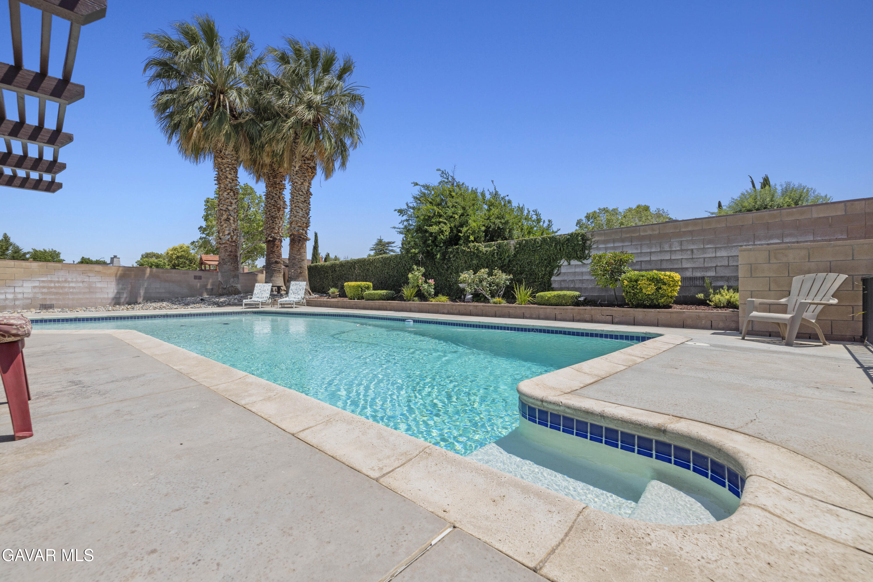 Lancaster, California 93536, United States, 4 Bedrooms Bedrooms, ,3 BathroomsBathrooms,Residential,Pending,160126