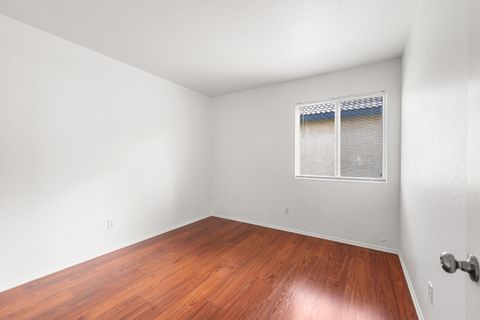 listing image 30