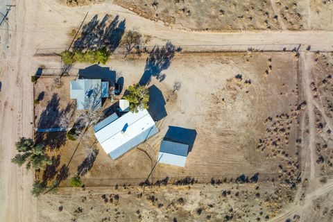 A home in Rosamond