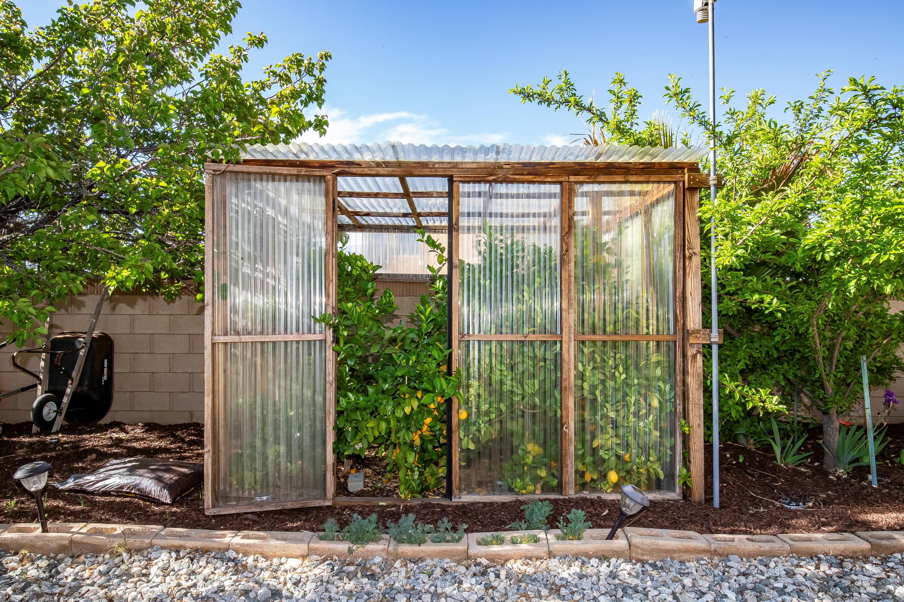 Lancaster, California 93536, United States, 5 Bedrooms Bedrooms, ,3 BathroomsBathrooms,Residential,Pending,111818