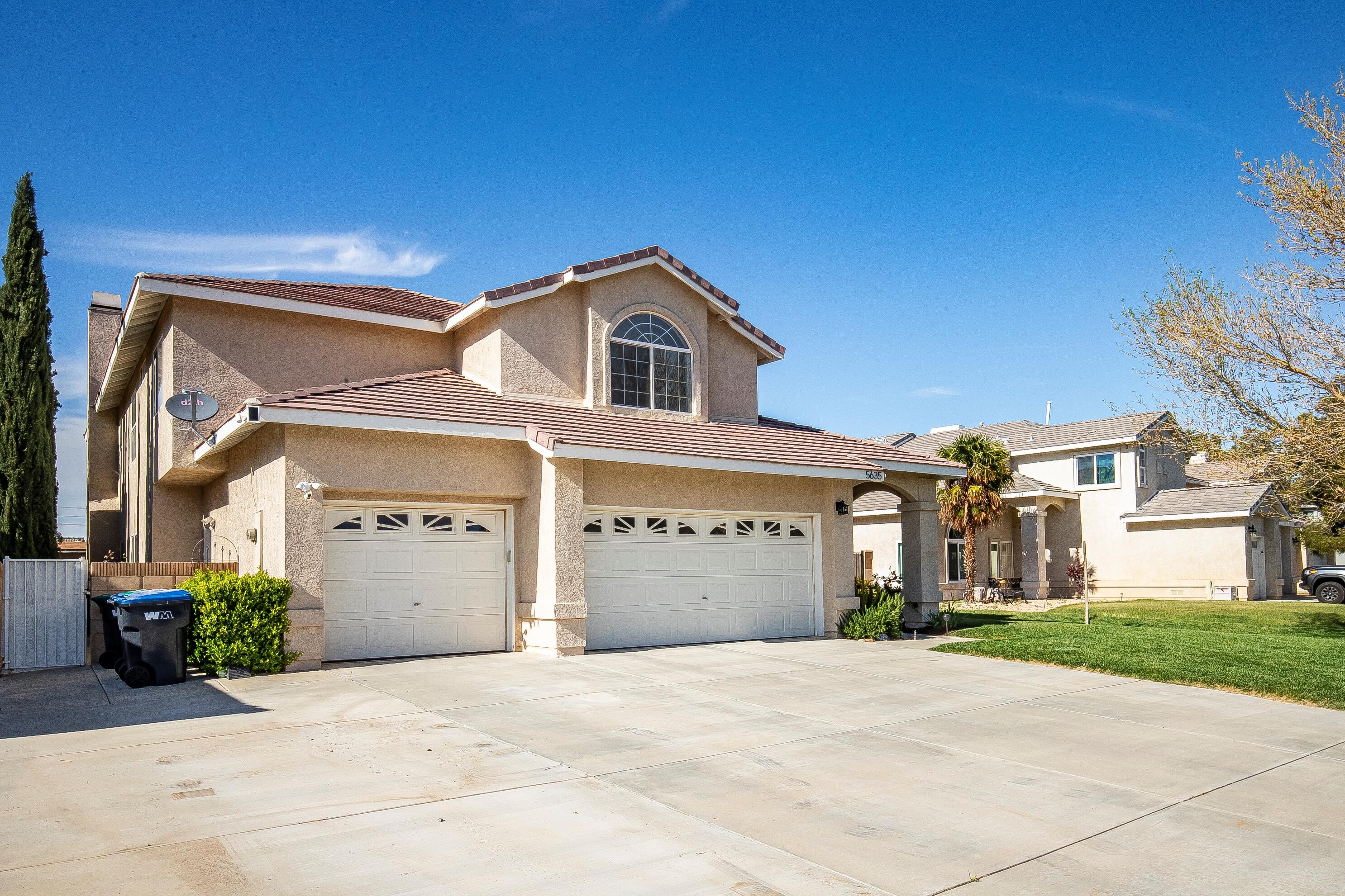 Lancaster, California 93536, United States, 5 Bedrooms Bedrooms, ,3 BathroomsBathrooms,Residential,Pending,111818