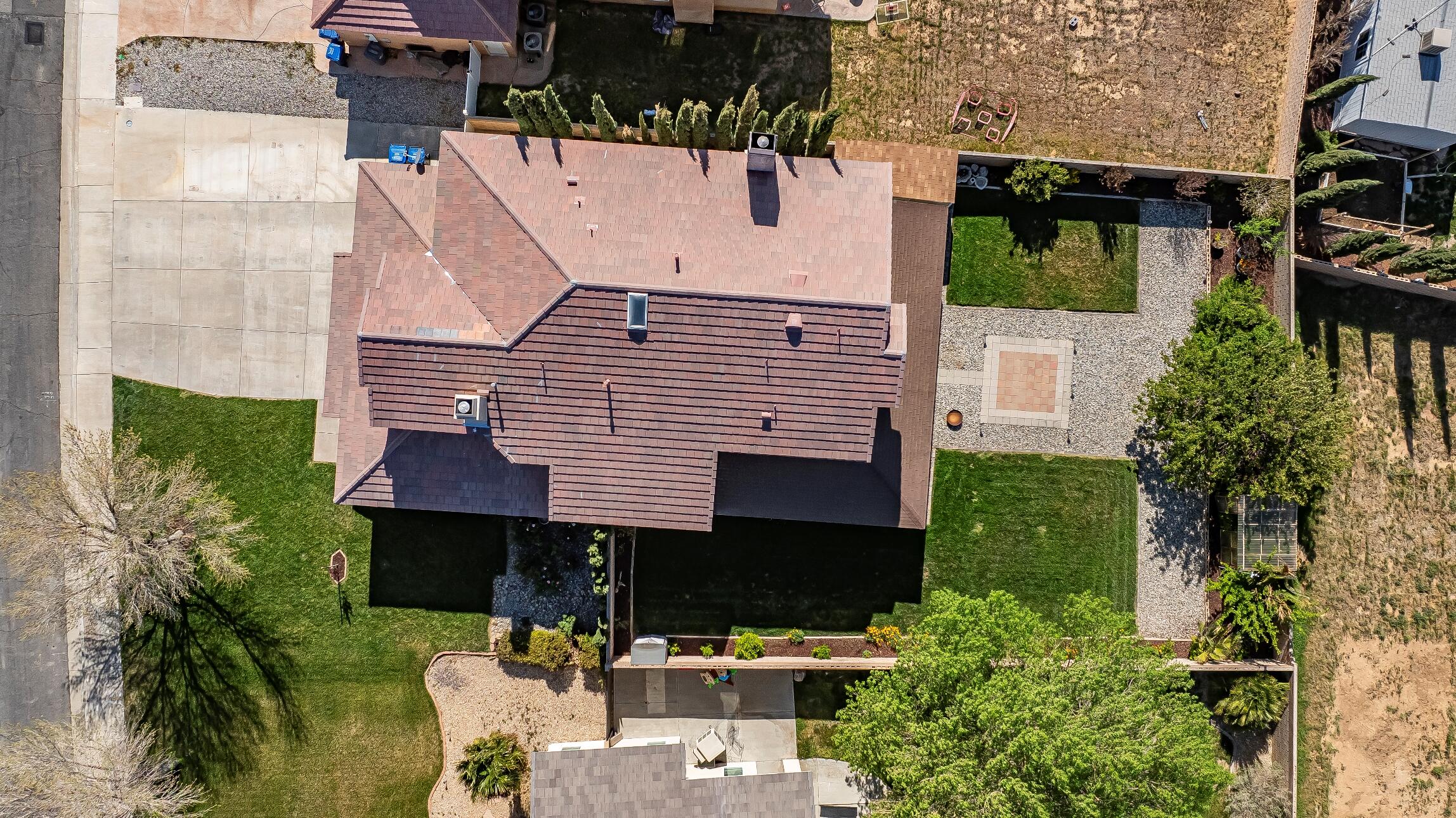 Lancaster, California 93536, United States, 5 Bedrooms Bedrooms, ,3 BathroomsBathrooms,Residential,Pending,111818