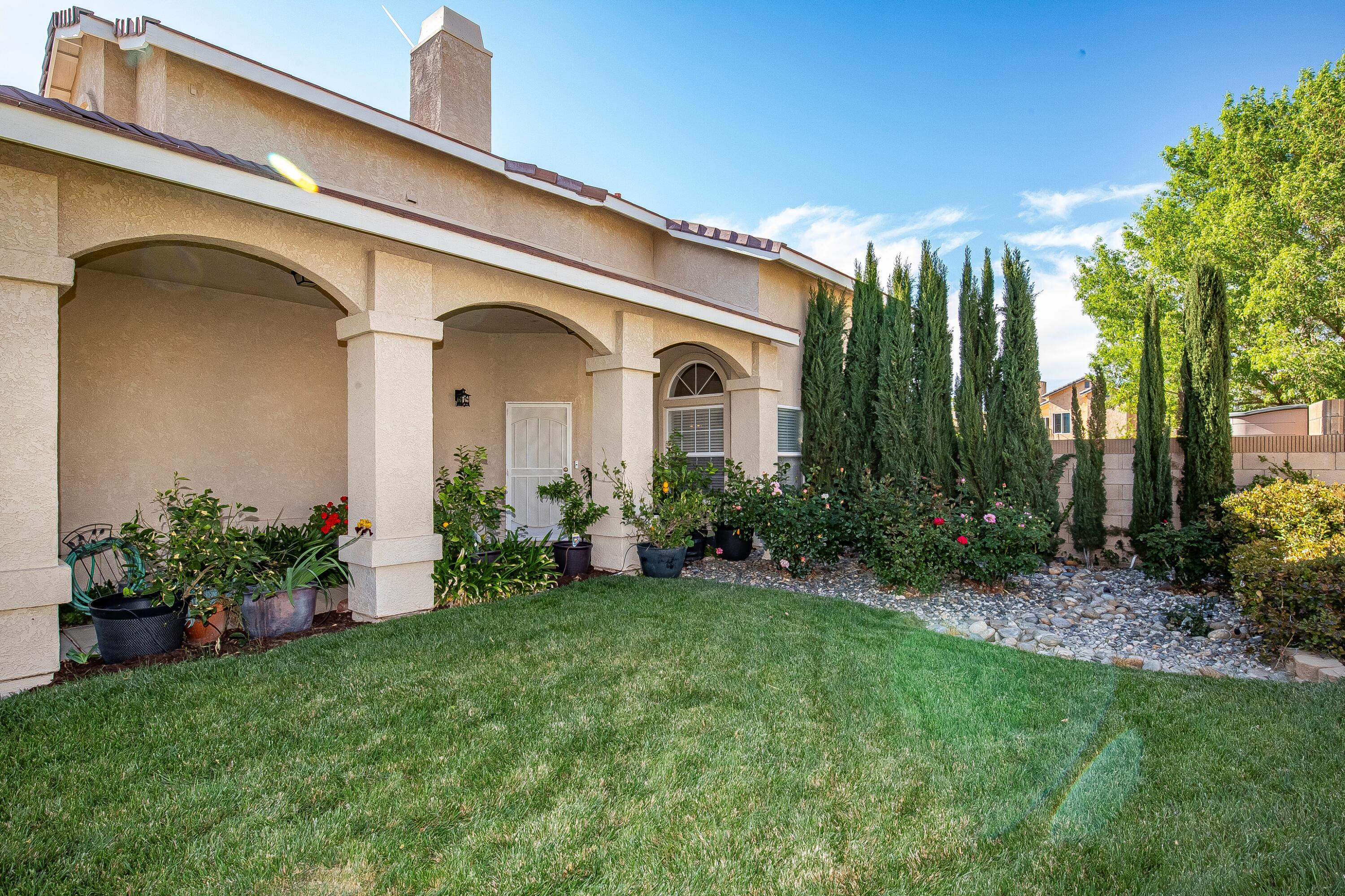 Lancaster, California 93536, United States, 5 Bedrooms Bedrooms, ,3 BathroomsBathrooms,Residential,Pending,111818