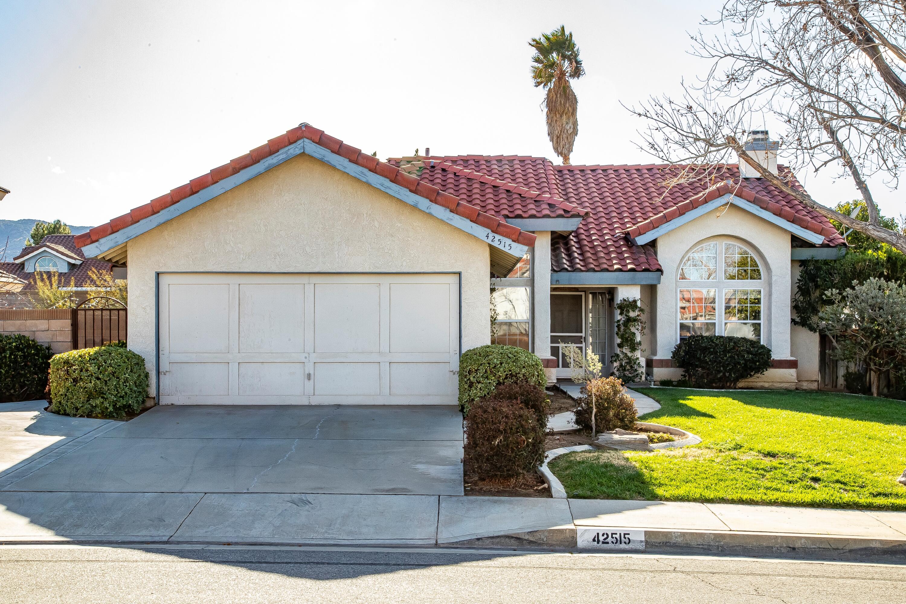 Quartz Hill, California 93536, United States, 3 Bedrooms Bedrooms, ,2 BathroomsBathrooms,Residential,Pending,84953